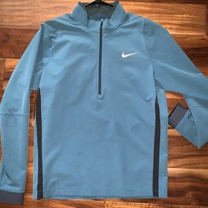 Nike men’s golf pullover. Brand new, small